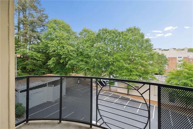 560 Dutch Valley Road NE 311, Atlanta, GA 30324