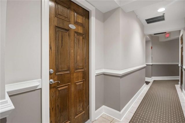 560 Dutch Valley Road NE 311, Atlanta, GA 30324