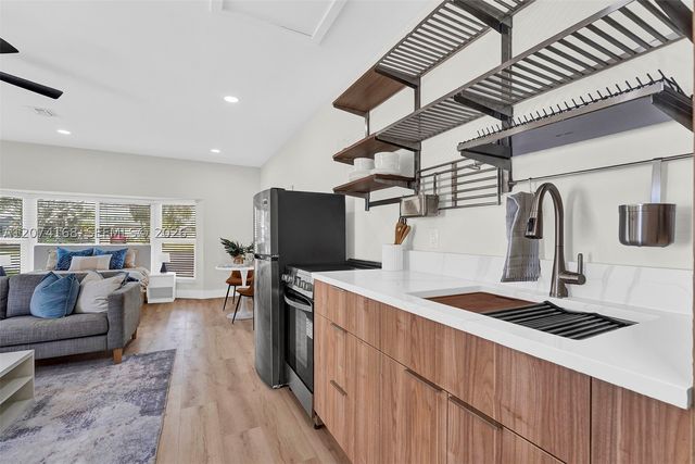 10430 Sunset Strip SHORT TERM, Sunrise, FL 33322