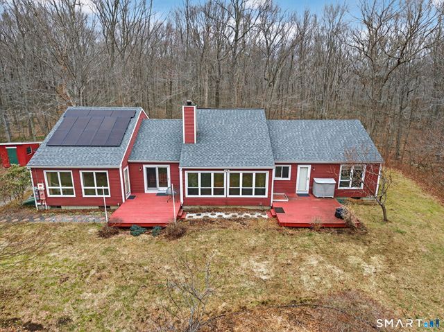 24 Tower Hill Road, Clinton, CT 06413