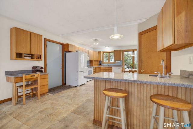 24 Tower Hill Road, Clinton, CT 06413