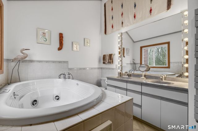 24 Tower Hill Road, Clinton, CT 06413