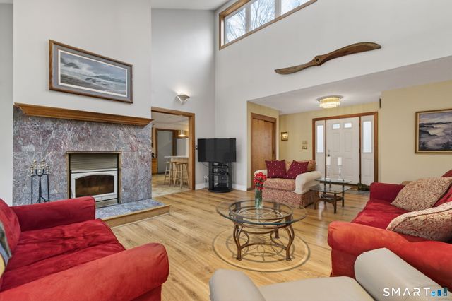 24 Tower Hill Road, Clinton, CT 06413