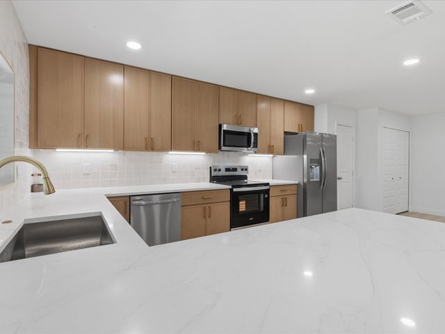 2039 Chestnut Road, Carrollton, TX 75007