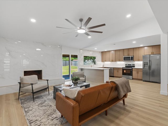 2039 Chestnut Road, Carrollton, TX 75007