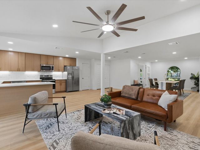 2039 Chestnut Road, Carrollton, TX 75007