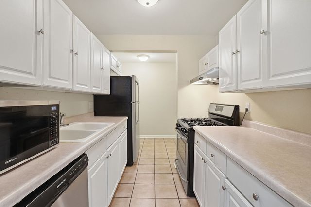 1895 Tall Oaks Drive 3508, Aurora, IL 60505