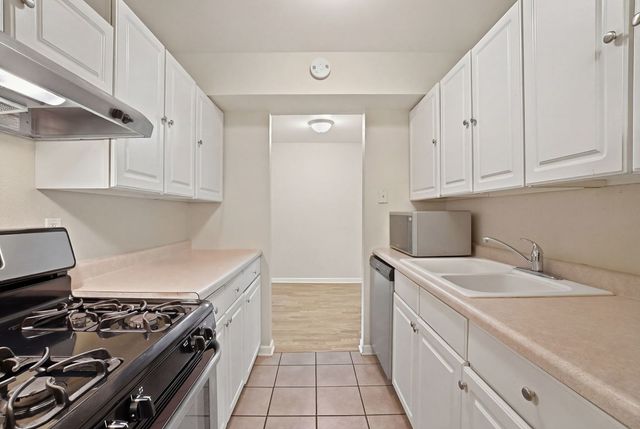 1895 Tall Oaks Drive 3508, Aurora, IL 60505