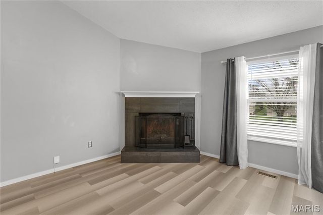 2052 Waybridge Lane, Fenton, MO 63026