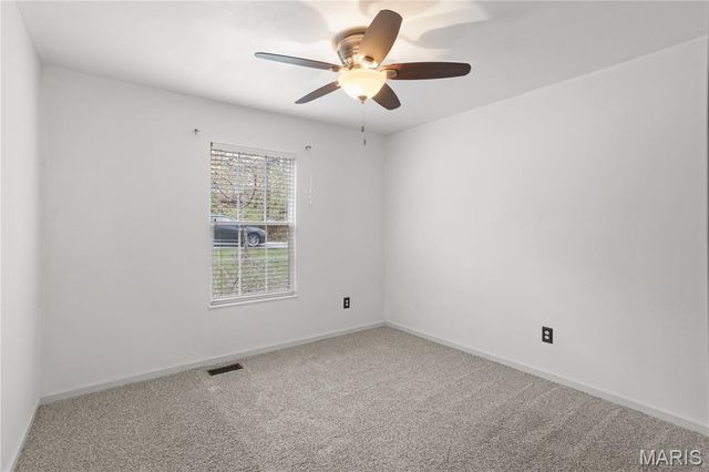 2052 Waybridge Lane, Fenton, MO 63026