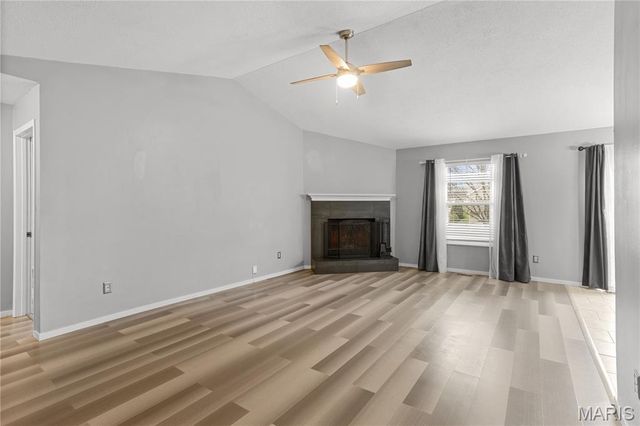 2052 Waybridge Lane, Fenton, MO 63026