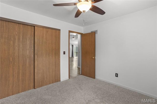 2052 Waybridge Lane, Fenton, MO 63026