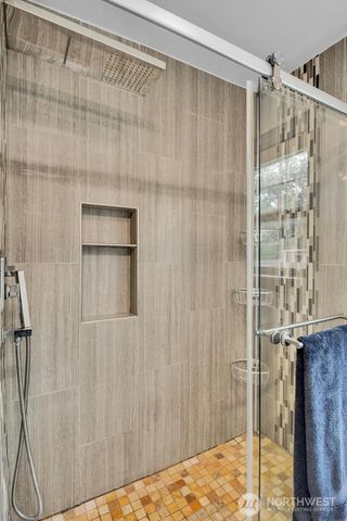 10820 Lake Ridge Drive S, Seattle, WA 98178