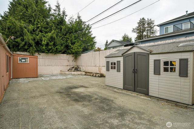 10820 Lake Ridge Drive S, Seattle, WA 98178