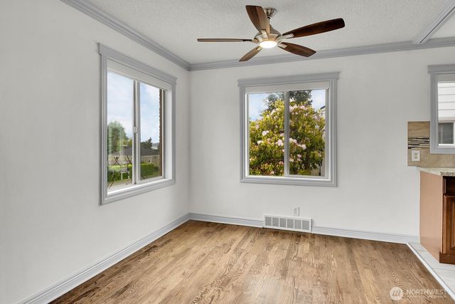 10820 Lake Ridge Drive S, Seattle, WA 98178