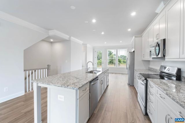 770 PARK RIDGE DR, Crozet, VA 22932