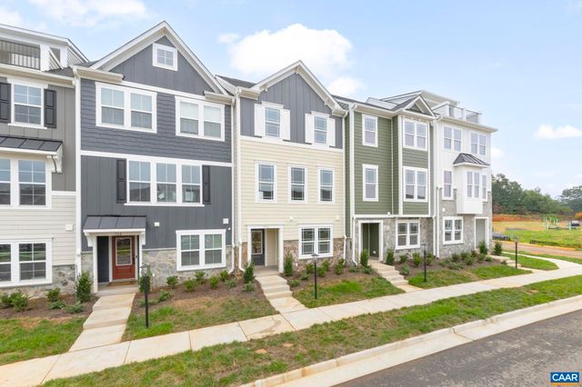 770 PARK RIDGE DR, Crozet, VA 22932