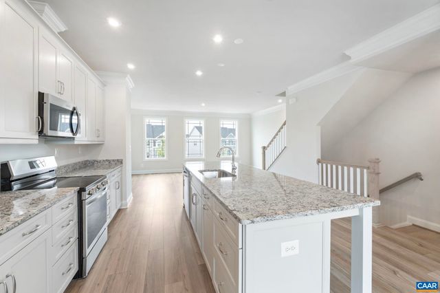 770 PARK RIDGE DR, Crozet, VA 22932