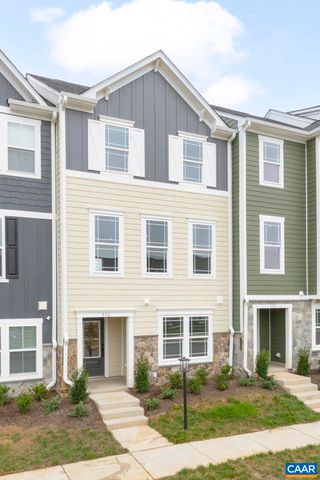 770 PARK RIDGE DR, Crozet, VA 22932