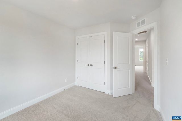 770 PARK RIDGE DR, Crozet, VA 22932