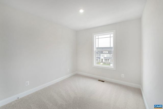 770 PARK RIDGE DR, Crozet, VA 22932