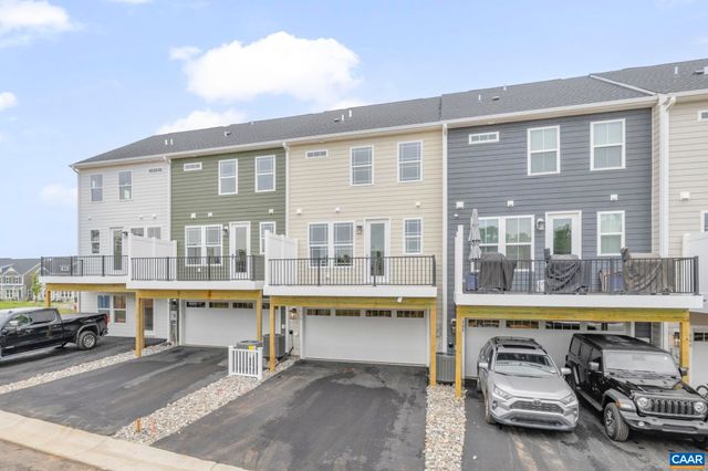 770 PARK RIDGE DR, Crozet, VA 22932