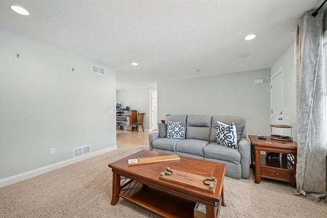 2900 195th Street E, Prior Lake, MN 55372