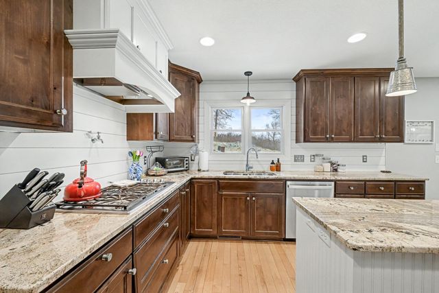 2900 195th Street E, Prior Lake, MN 55372