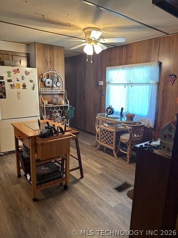 3923 E-Z Street, Kingston, OK 73439