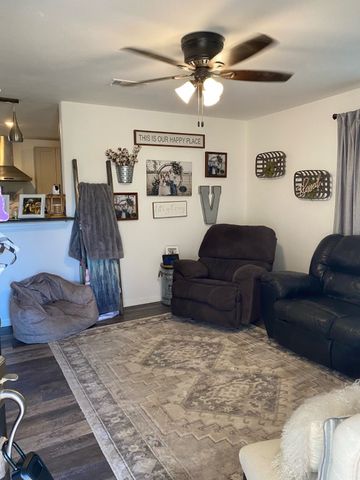 105 N 6th Street E, Dawson, TX 76639