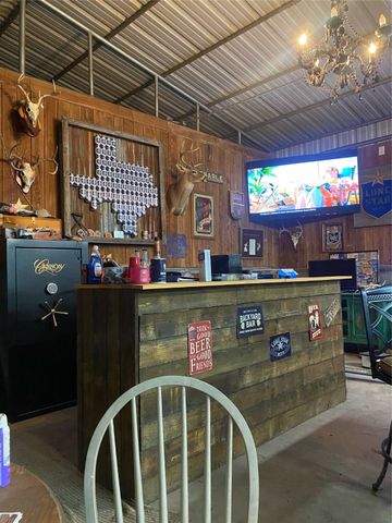 105 N 6th Street E, Dawson, TX 76639