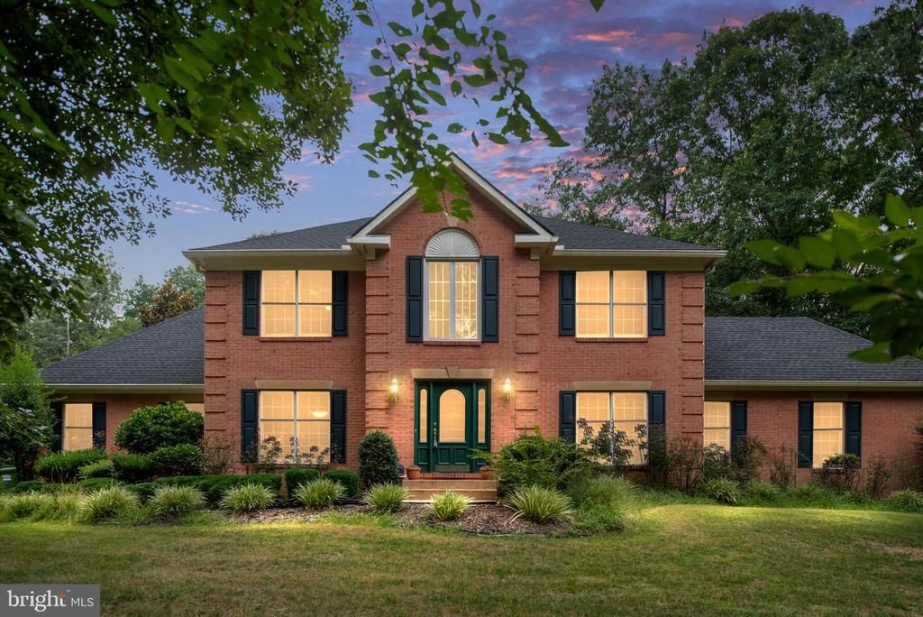 8107 WATERFORD DR, Spotsylvania, VA 22551