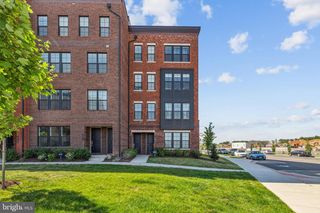 22318 ROANOKE RISE TER, Ashburn, VA 20148