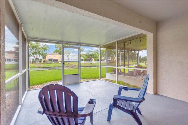 327 KENSINGTON LAKE CIRCLE, Brandon, FL 33511