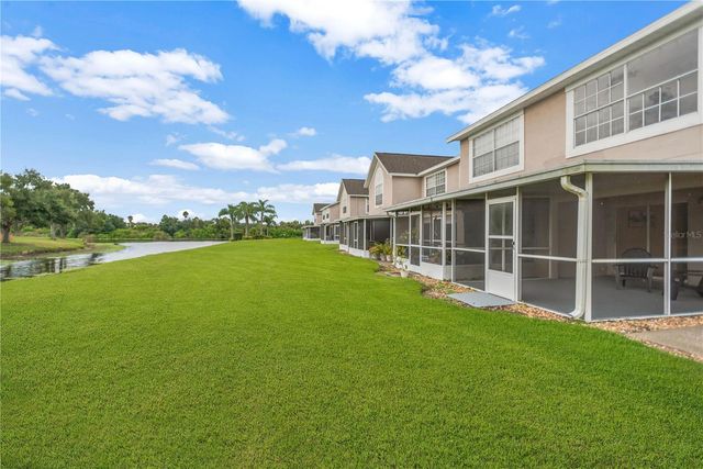 327 KENSINGTON LAKE CIRCLE, Brandon, FL 33511