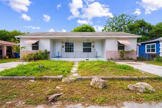 131 W 35th Street 1, Riviera Beach, FL 33404