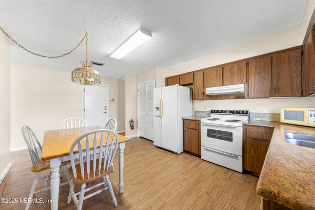 1210 11TH Street N, Jacksonville Beach, FL 32250