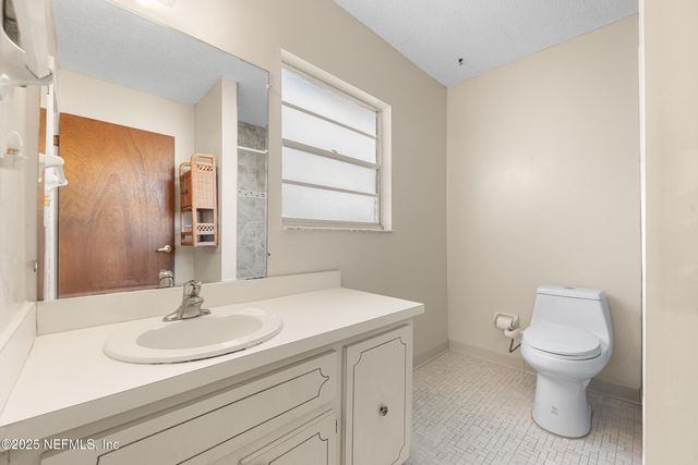 1210 11TH Street N, Jacksonville Beach, FL 32250