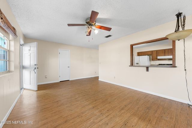 1210 11TH Street N, Jacksonville Beach, FL 32250