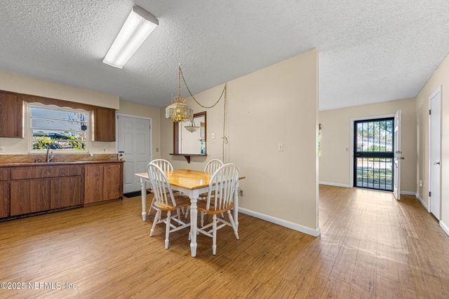 1210 11TH Street N, Jacksonville Beach, FL 32250