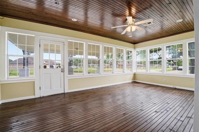 1323 10th Street, Lake Charles, LA 70601