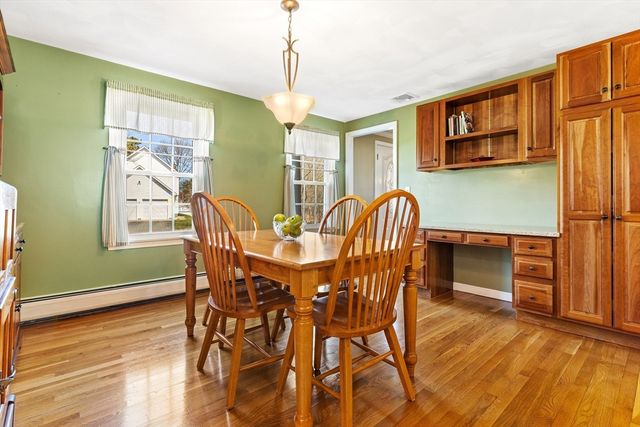 6 Abbie Lane, Attleboro, MA 02703