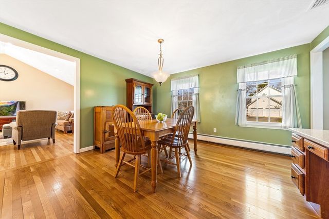 6 Abbie Lane, Attleboro, MA 02703