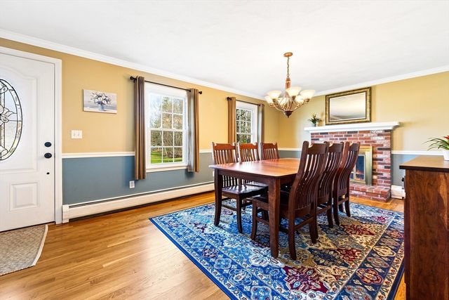 6 Abbie Lane, Attleboro, MA 02703