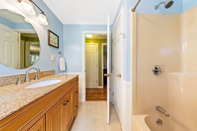 6 Abbie Lane, Attleboro, MA 02703