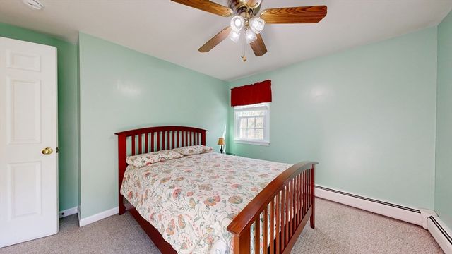 6 Abbie Lane, Attleboro, MA 02703