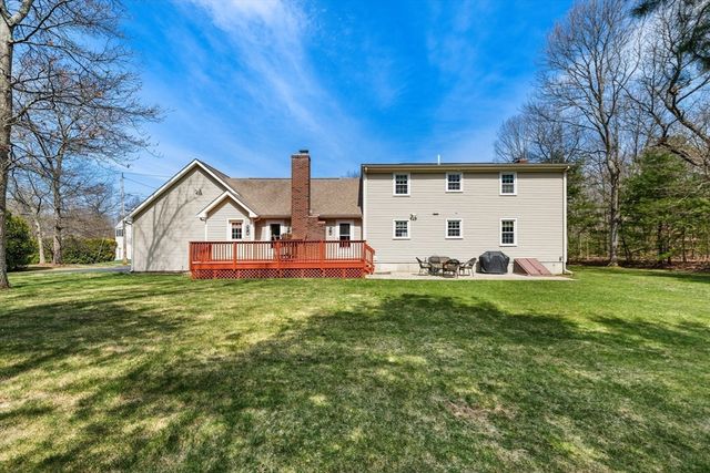 6 Abbie Lane, Attleboro, MA 02703