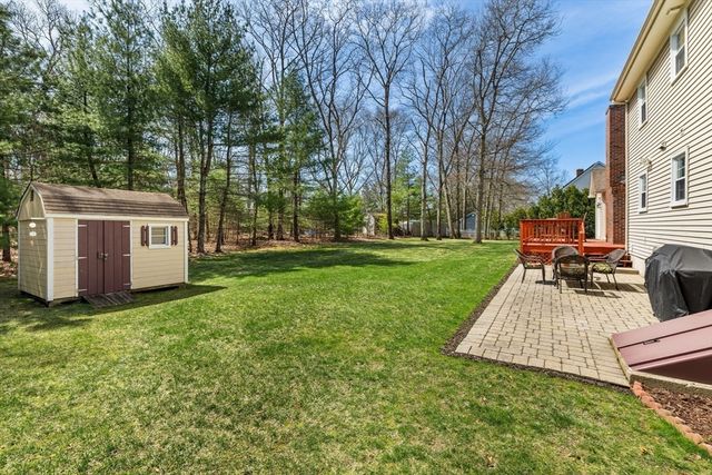 6 Abbie Lane, Attleboro, MA 02703