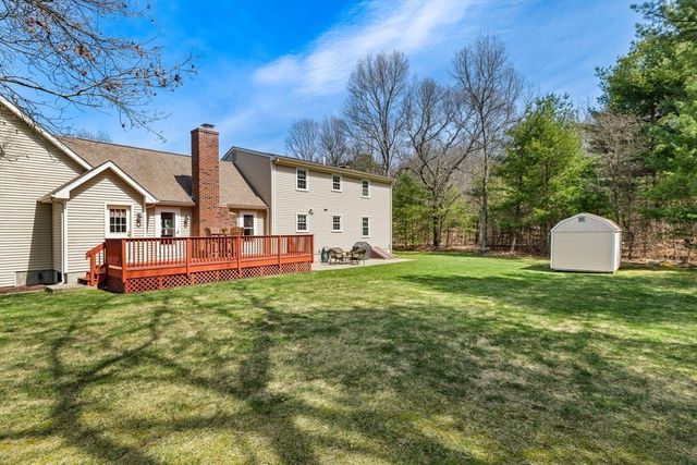 6 Abbie Lane, Attleboro, MA 02703