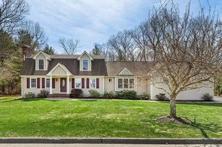 6 Abbie Lane, Attleboro, MA 02703